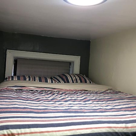 Private Room In A Shared Apartment 15 Minutes To Times Square! Nueva York Exterior foto