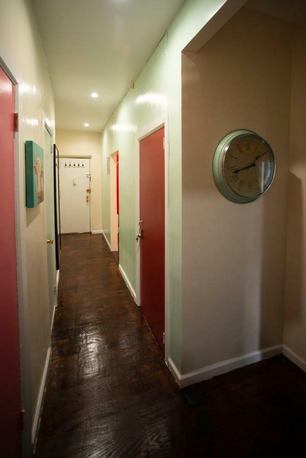 Private Room In A Shared Apartment 15 Minutes To Times Square! Nueva York Exterior foto