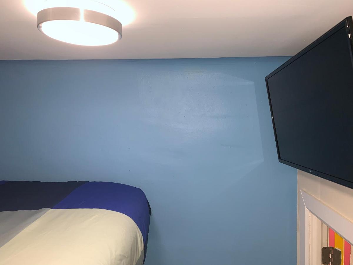 Private Room In A Shared Apartment 15 Minutes To Times Square! Nueva York Exterior foto